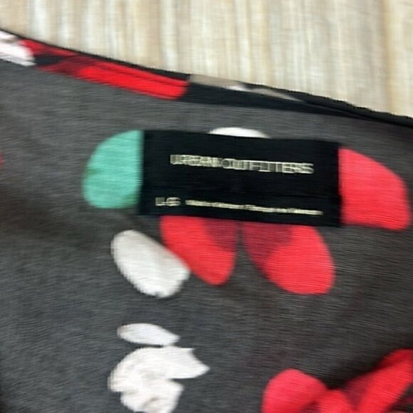 Urban Outfitters plunge neckline floral dress size Large mini - Picture 3 of 9